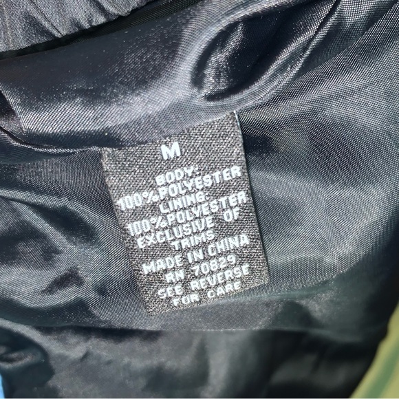 Rue21 Tie Dye Cropped Rain Hoodie Size Medium - Picture 5 of 5